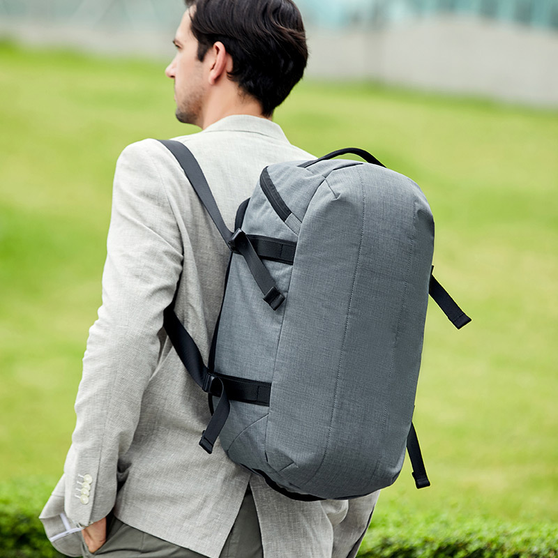 holtour travel bag can use as backpack